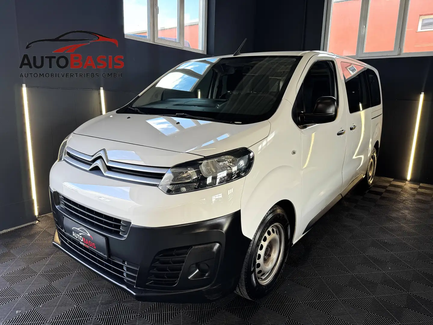 Citroen Jumpy Jumpy Spacetourer BlueHDI 1.Besitz/9-Sitzer/Klima/Tempomat/PDC Weiß - 1