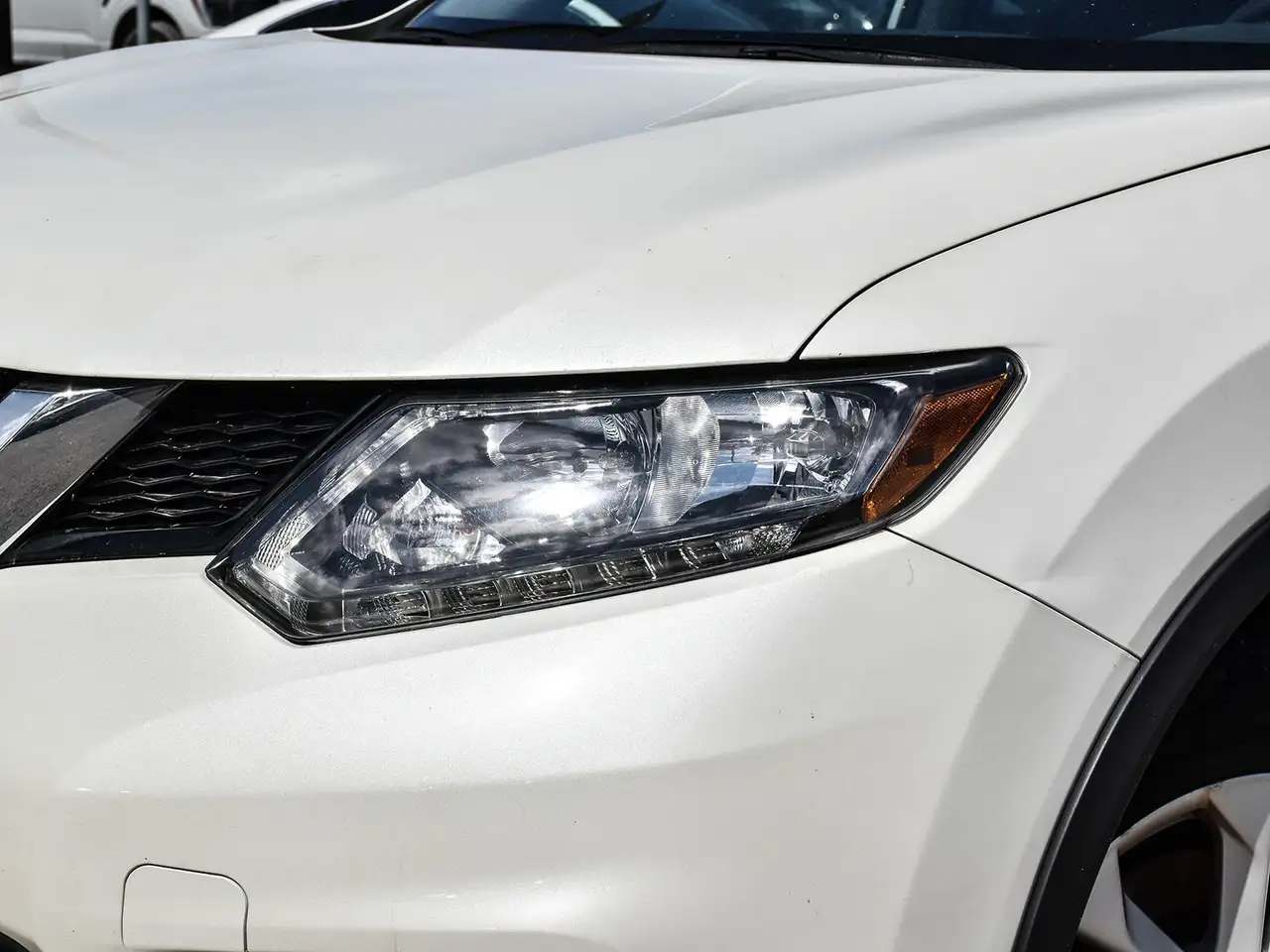 Nissan Rogue снимка Nissan Rogue