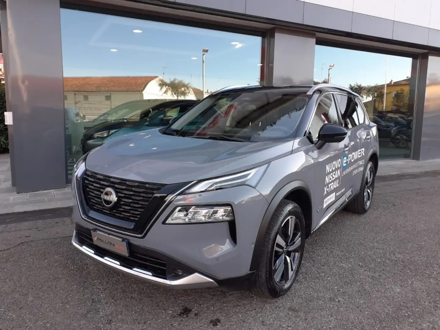 Nissan X-Trail Tekna e-Power e-4orce 4WD KM 4.600 !! Grigio - 2