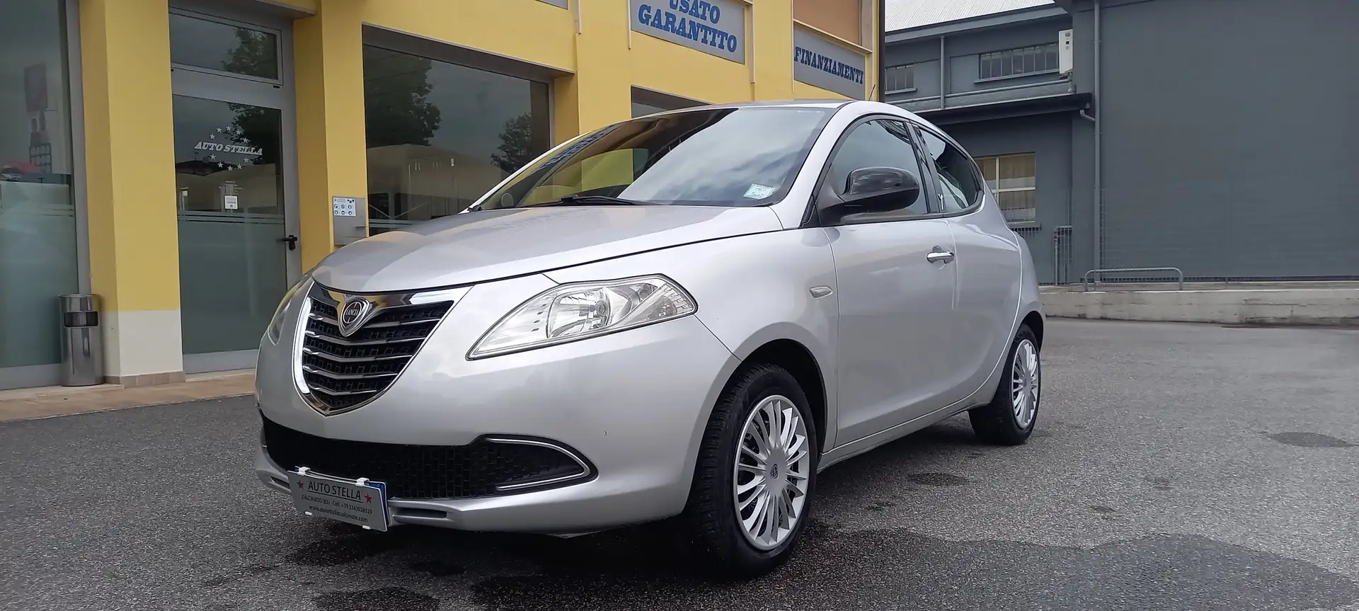 Lancia Ypsilon Benz.-GPL 5 Porte/Posti Euro 6B OK x Neopatentati. Argento - 1