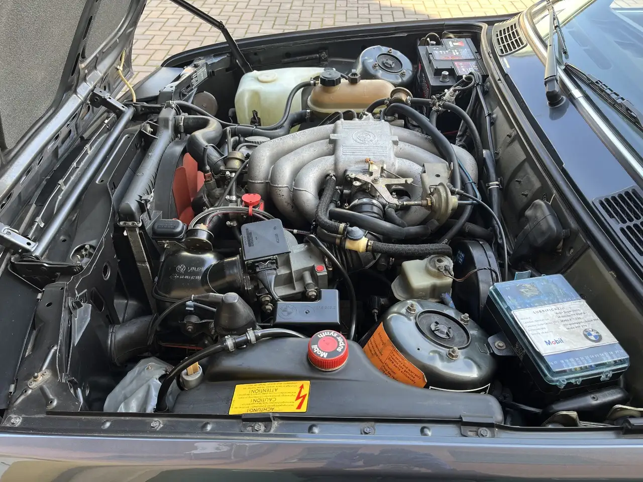 BMW 320i 4p, foto 8
