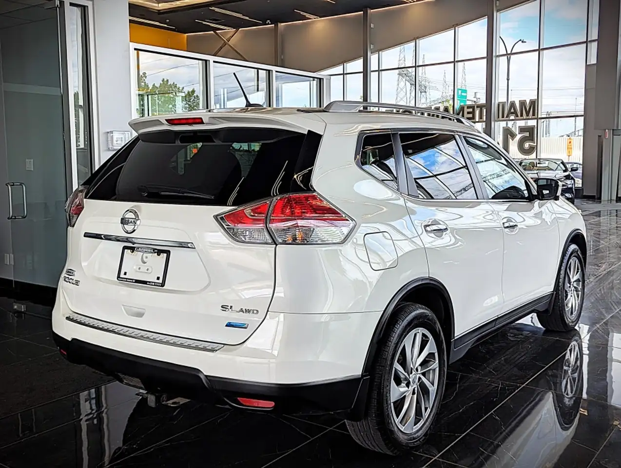 Nissan Rogue снимка Nissan Rogue