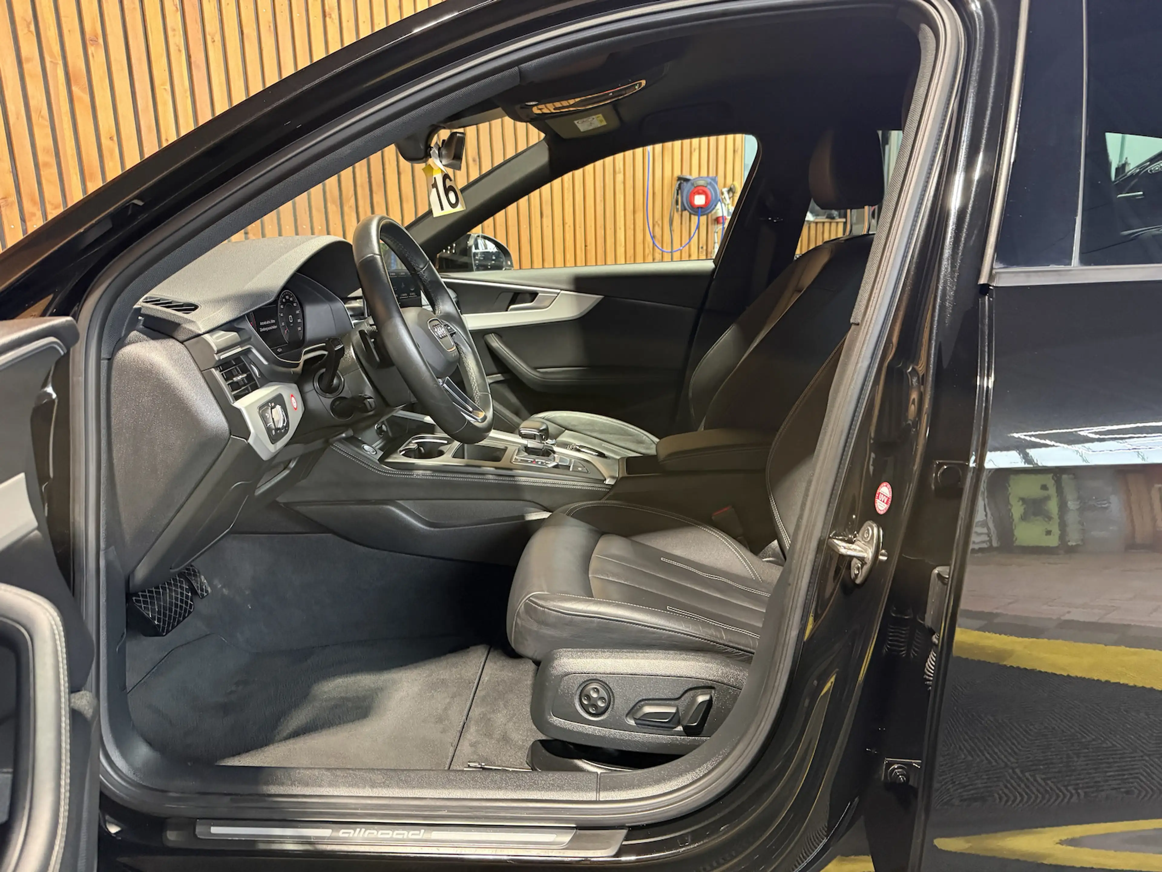 Audi A4 allroad 40TDI qu. Aut. Navi*LED*Leder*Kam*AHK — photo 14
