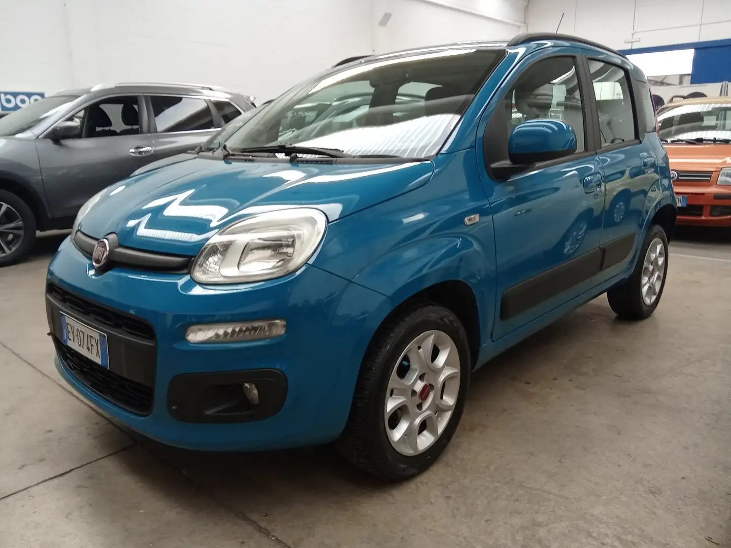 Fiat Panda Panda 0.9 t.air t. natural power Lounge 80cv E5+ Blauw - 1
