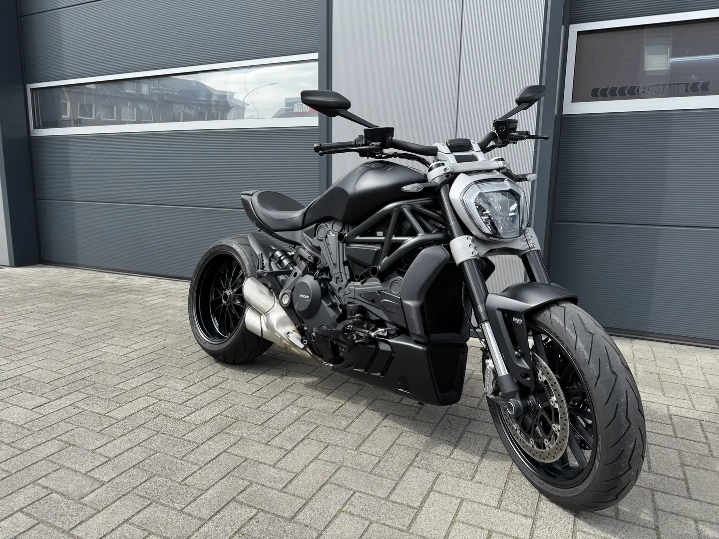 Ducati XDiavel Czarny - 1