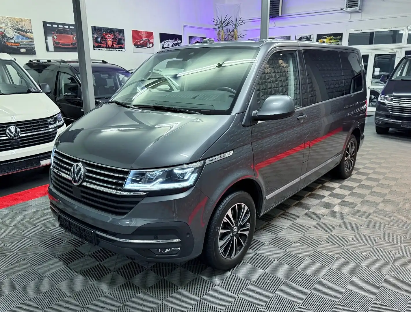 Volkswagen T6.1 Multivan T6.1 Multivan 2.0 TDI DSG 4Motion Digital C.,STH Noir - 1