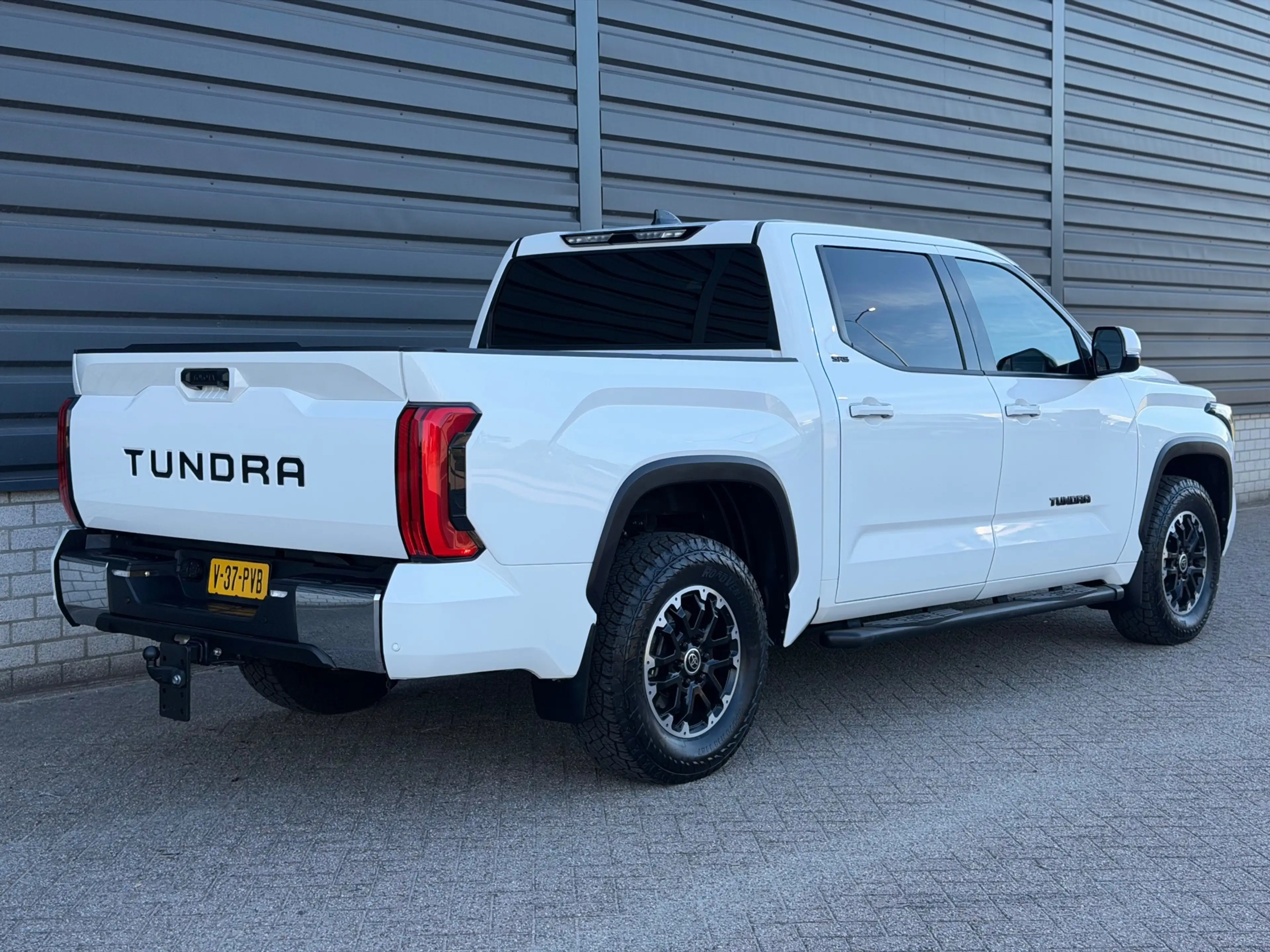 Toyota Tundra SR5 Offroad 3.5 V6 | crew Cab | Trekhaak | 32.000K — photo 3