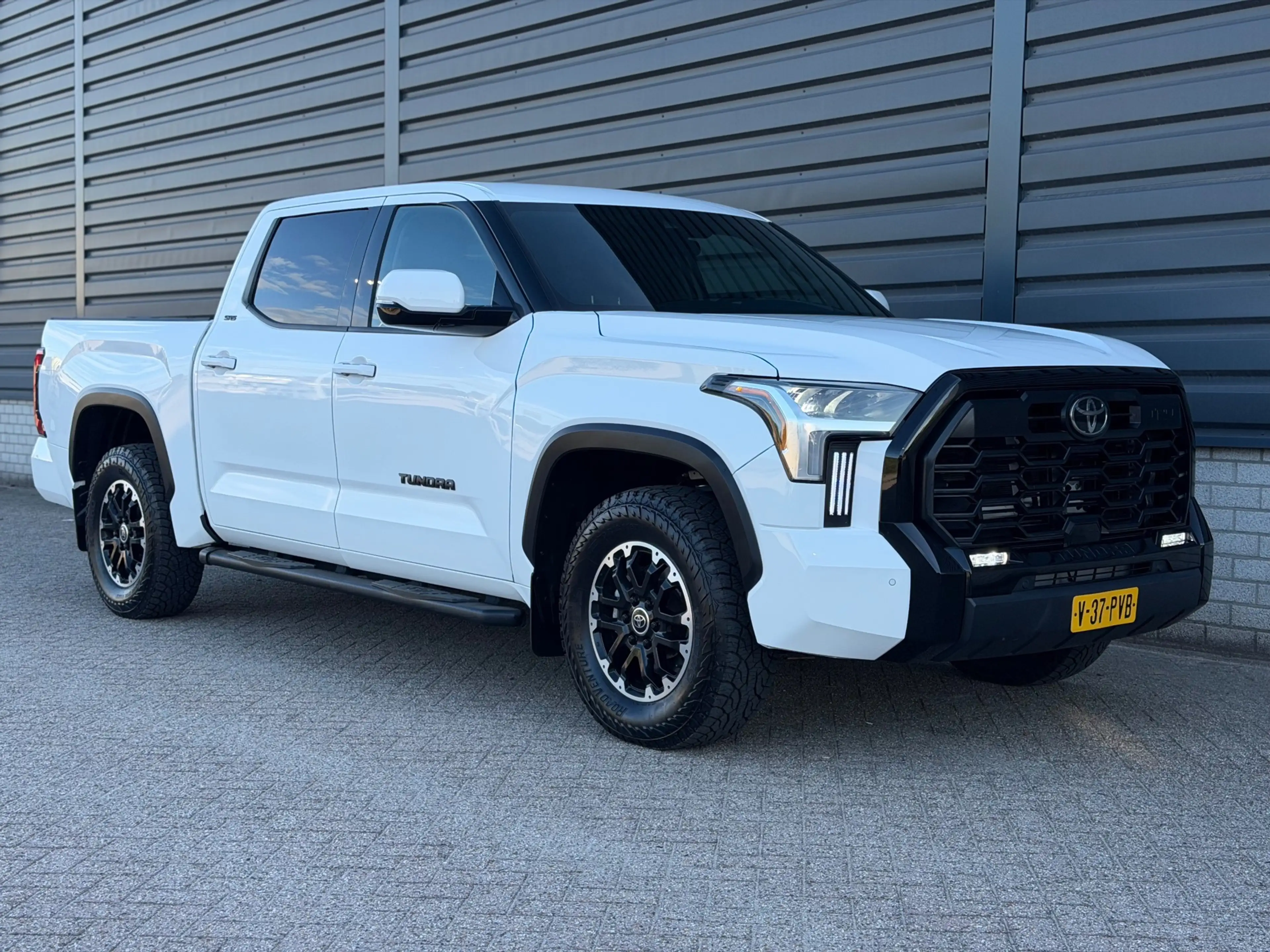 Toyota Tundra SR5 Offroad 3.5 V6 | crew Cab | Trekhaak | 32.000K — photo 4