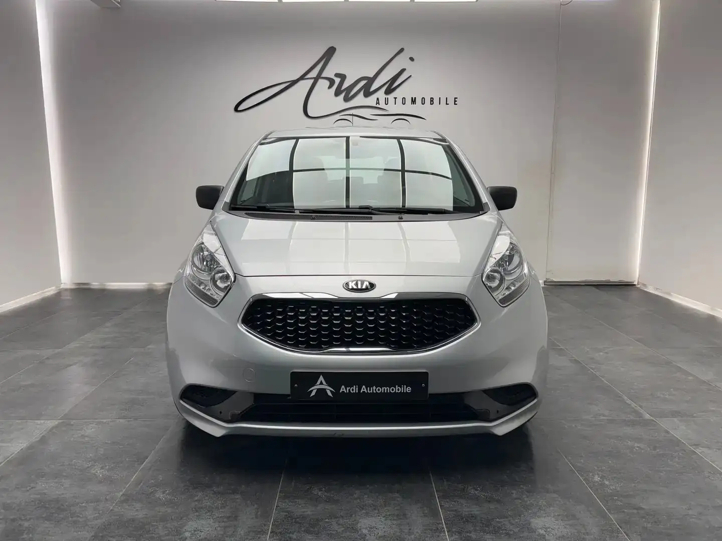 Kia Venga 1.4i *PHARE AUTO*GARANTIE 12 MOIS* Gris - 2