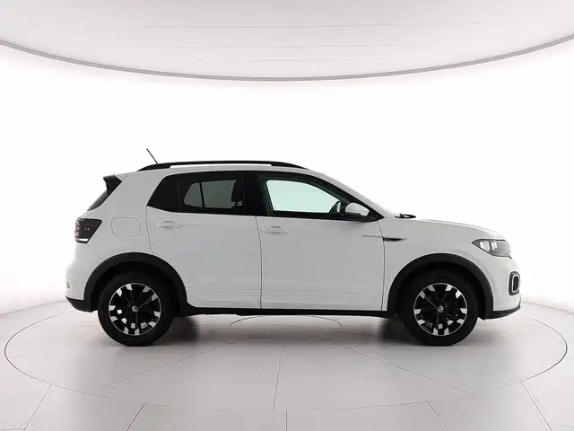 Volkswagen T-Cross view 7