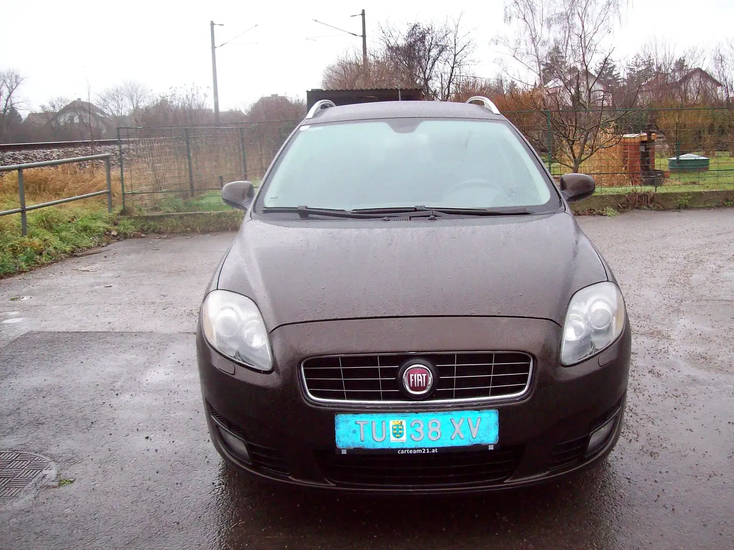 Fiat Croma Croma 1,9 JTD Multijet 120 Emotion Kombi Braun - 2