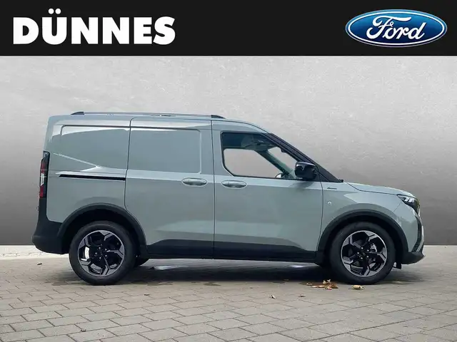 Ford Transit Courier view 6