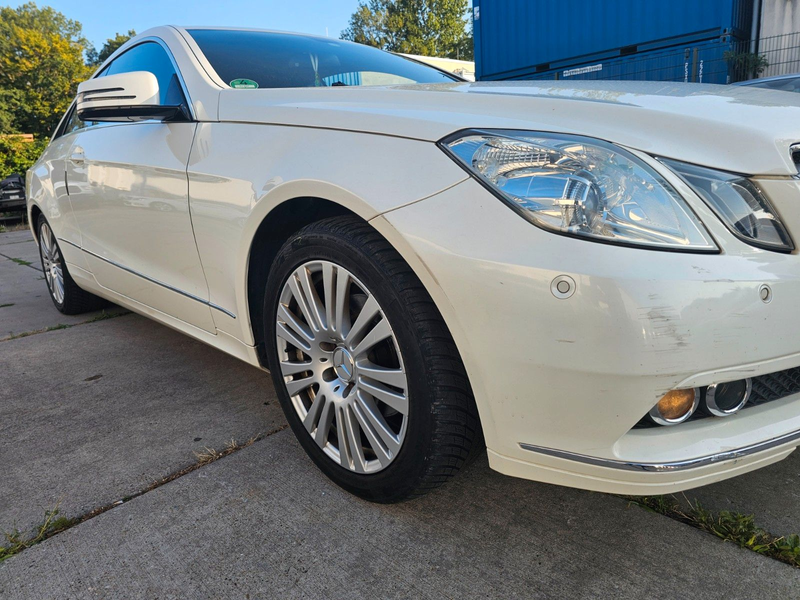 Mercedes-Benz E 200 Coupe, Steuerkette neu, 1 Jahr Garantie — photo 13