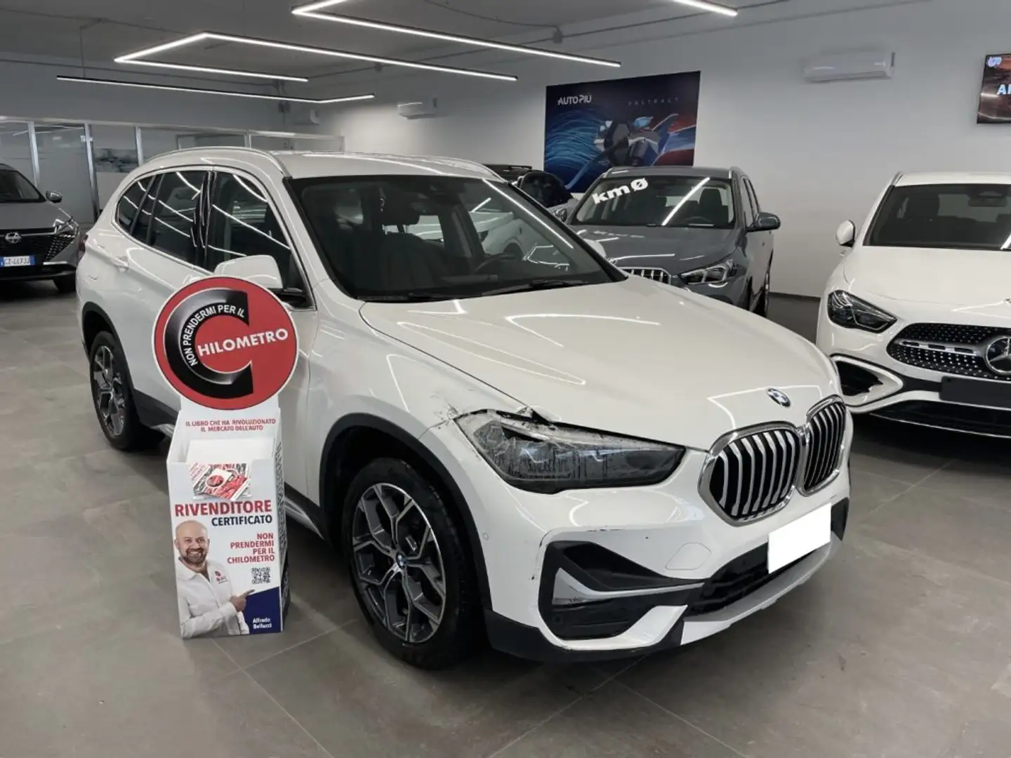 BMW X1 2.0 d S-Drive 150 CV X-Line OPERATORE DEL SETTORE Weiß - 1
