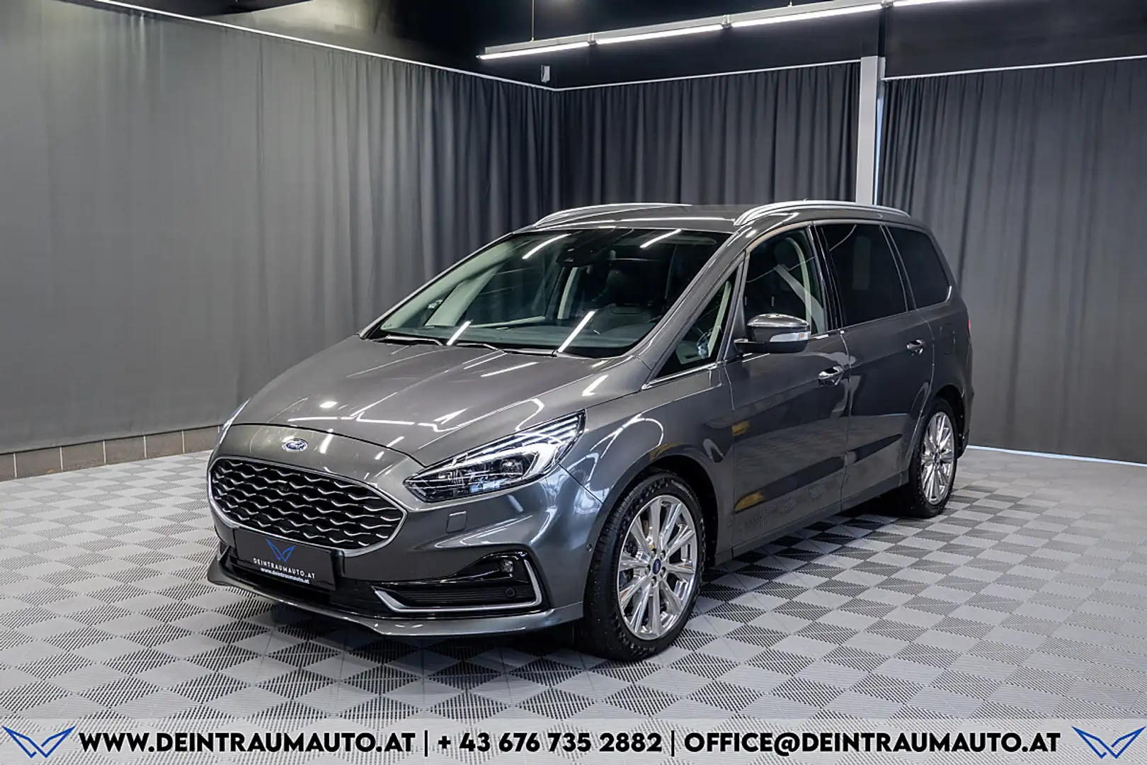 Ford Galaxy 2,0 EcoBlue Vignale AWD Aut.*7-SITZER*AHK*STAND... Grau - 1