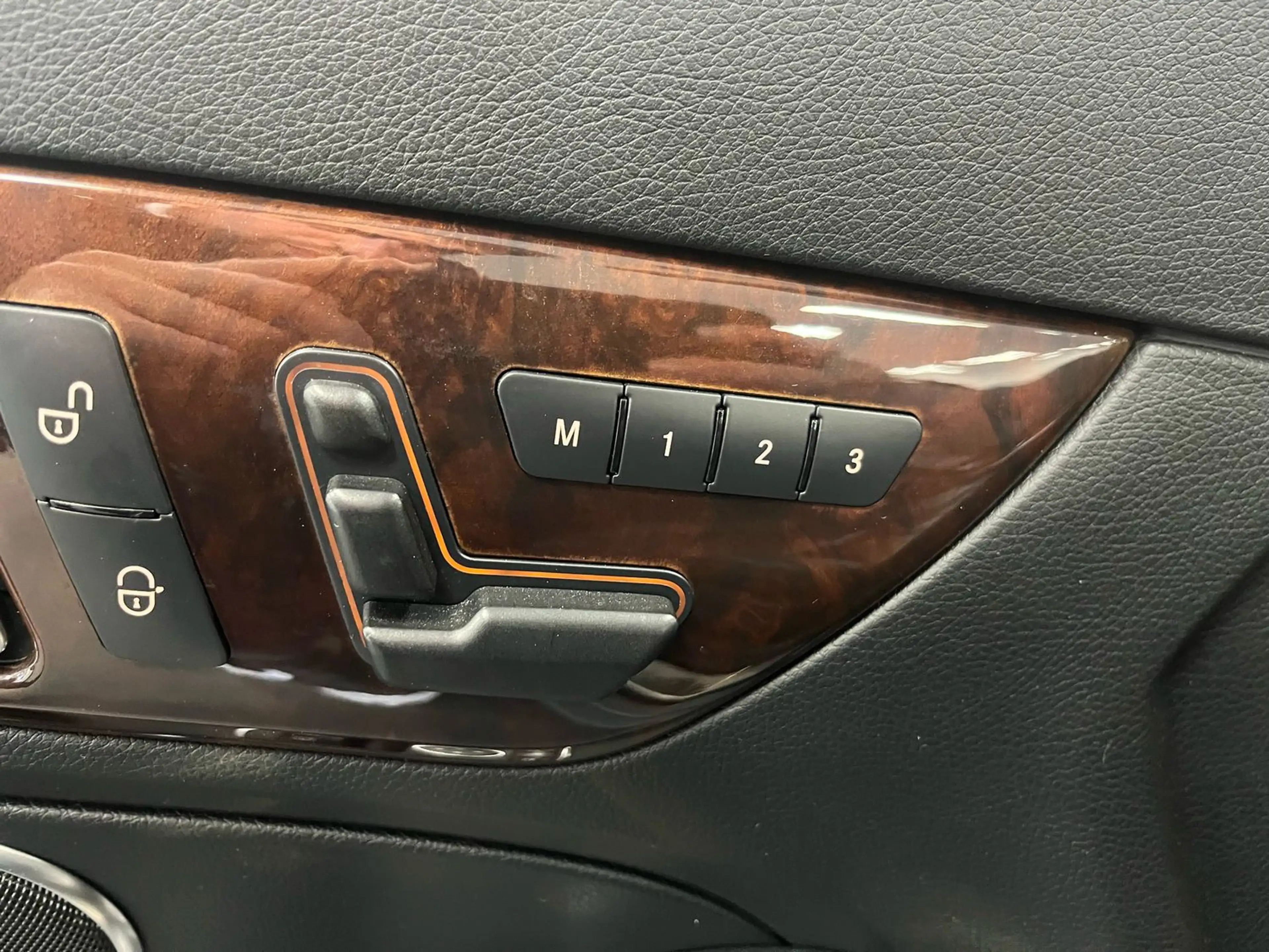 Mercedes-Benz SLK 250 AUT./Leder/SHZ/Service Neu — photo 14