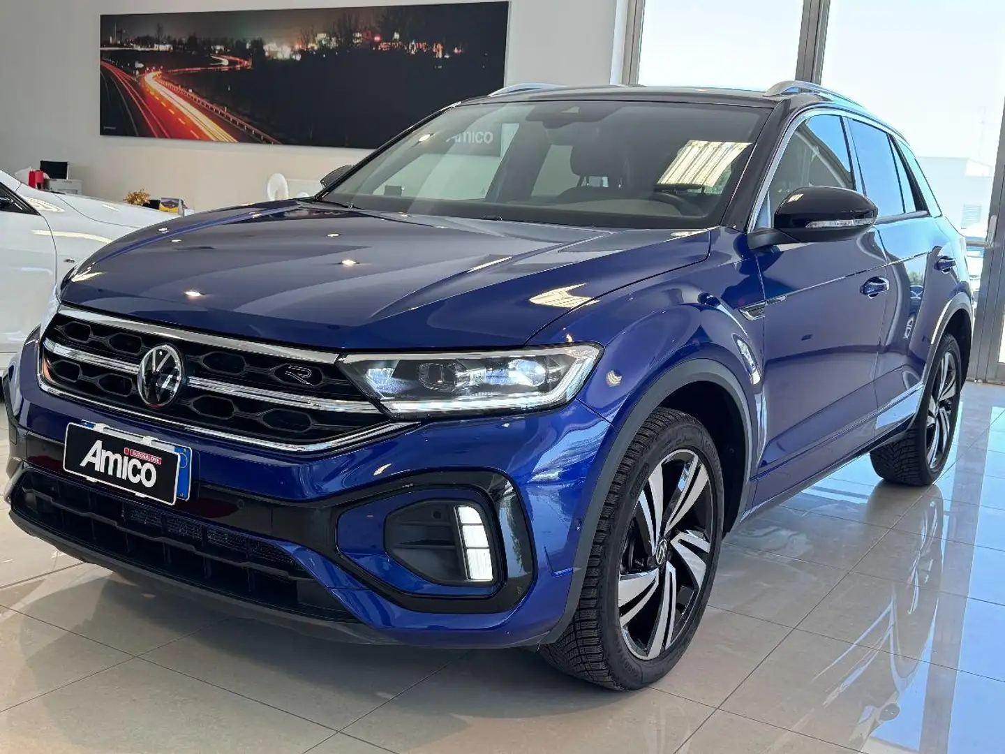Volkswagen T-Roc 2.0 TDI 116CV R-Line Cockpit/Led 2022 Azul - 1