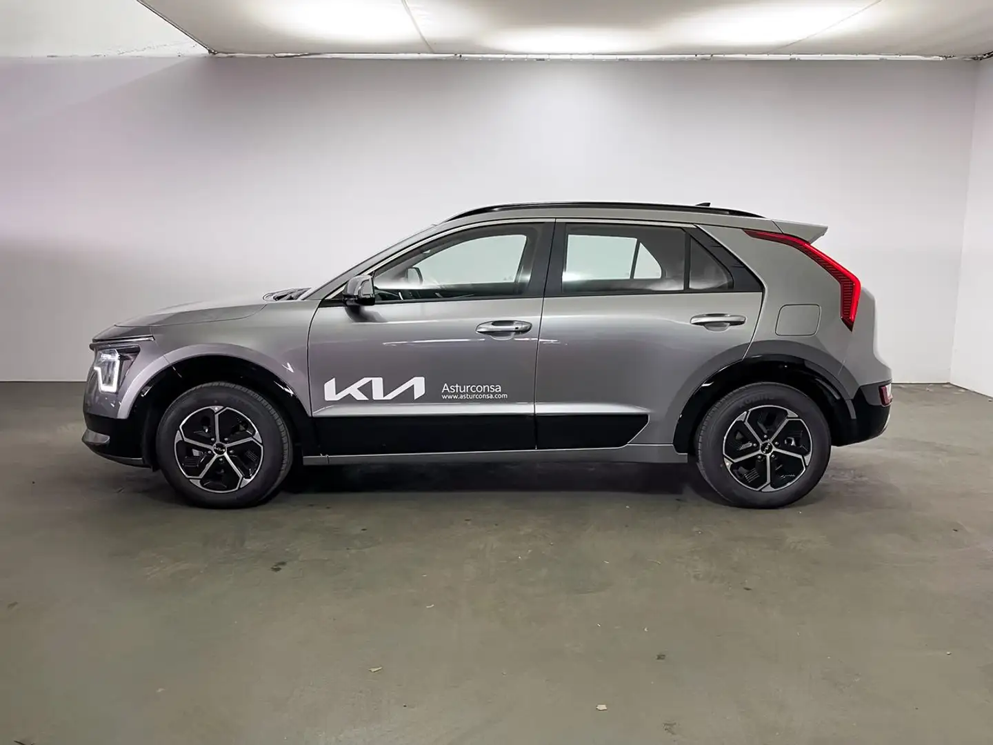 Kia Niro 1.6 GDI HEV DRIVE 141 5P Grey - 2