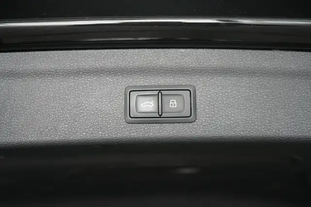 Audi Q3 view 29