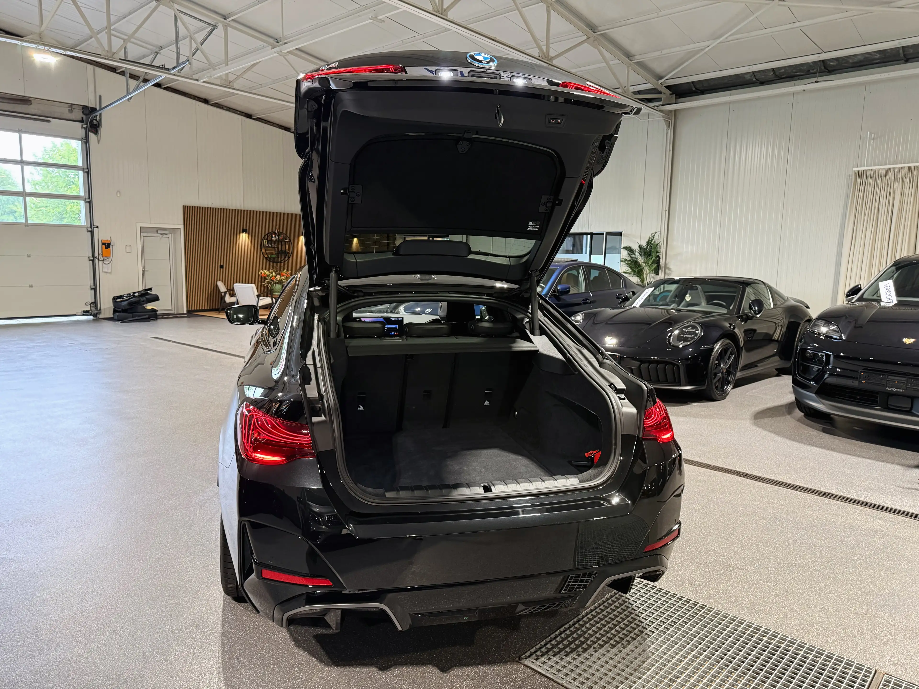 BMW i4 eDrive40 M-Sport PRO Facelift - Garantie — photo 5