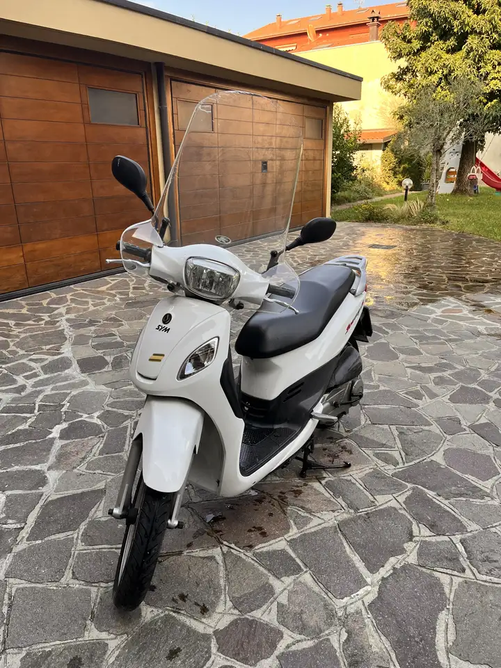 Sym Symphony 125