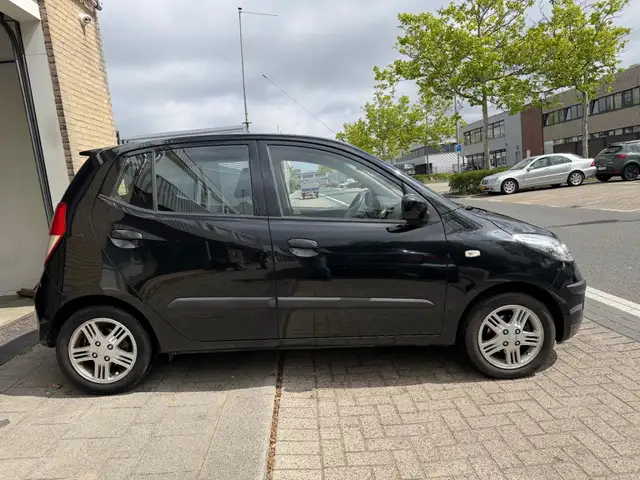 Hyundai I10 view 13