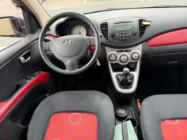 Hyundai I10 view 2