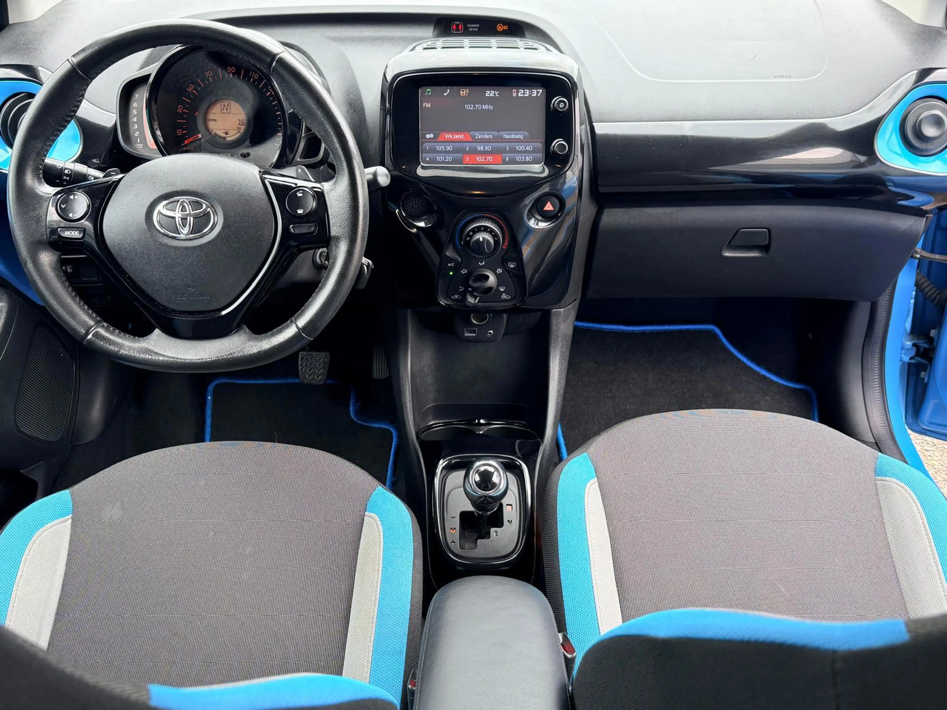 Toyota Aygo 1.0 VVT-i x-cite|Automaat|Navi|Camera|Airco|NAP|AP — photo 9