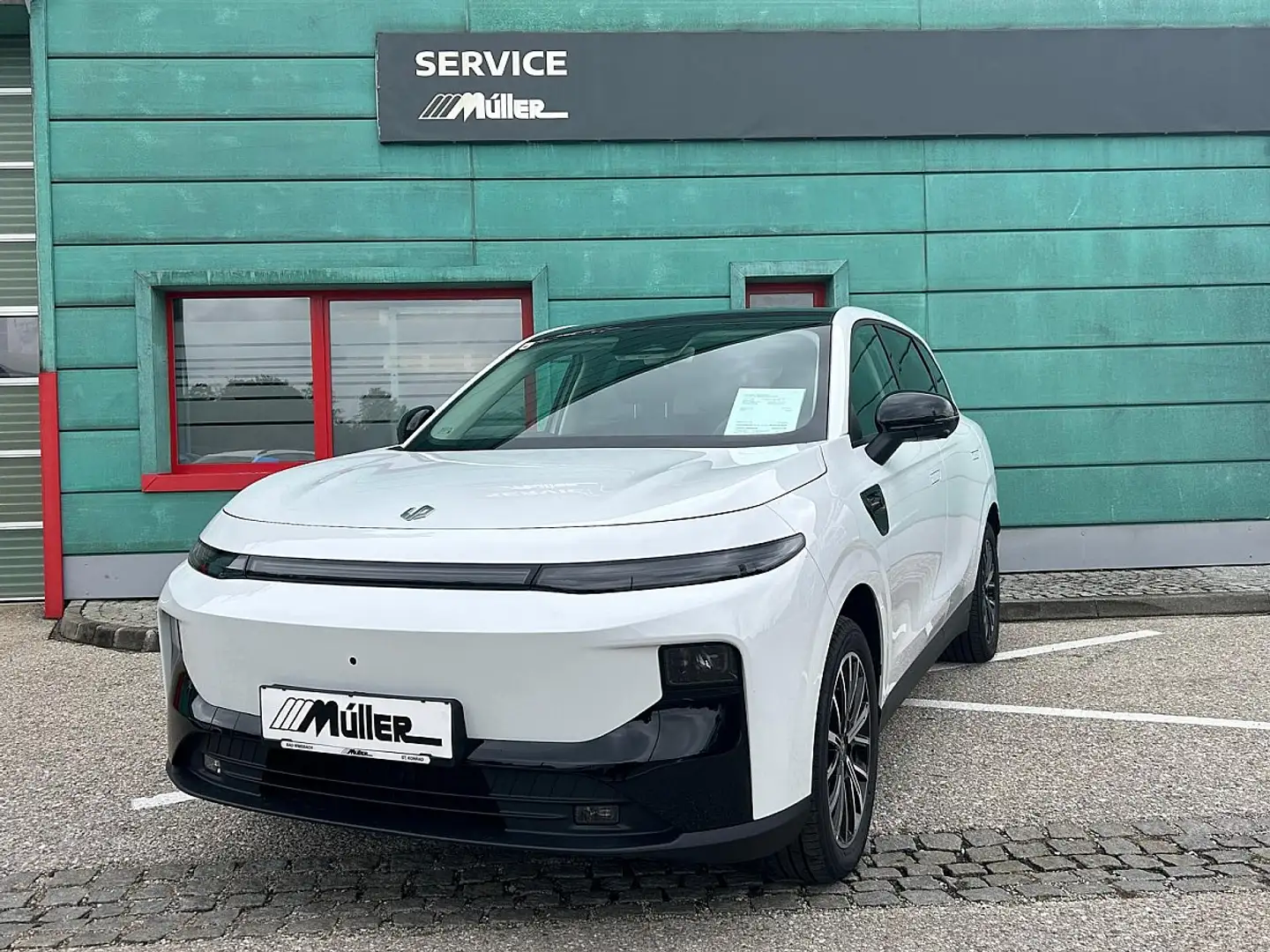 Leapmotor B10 Design Pro Max 67,1 kWh (Reichweite WLTP 432) Weiß - 1