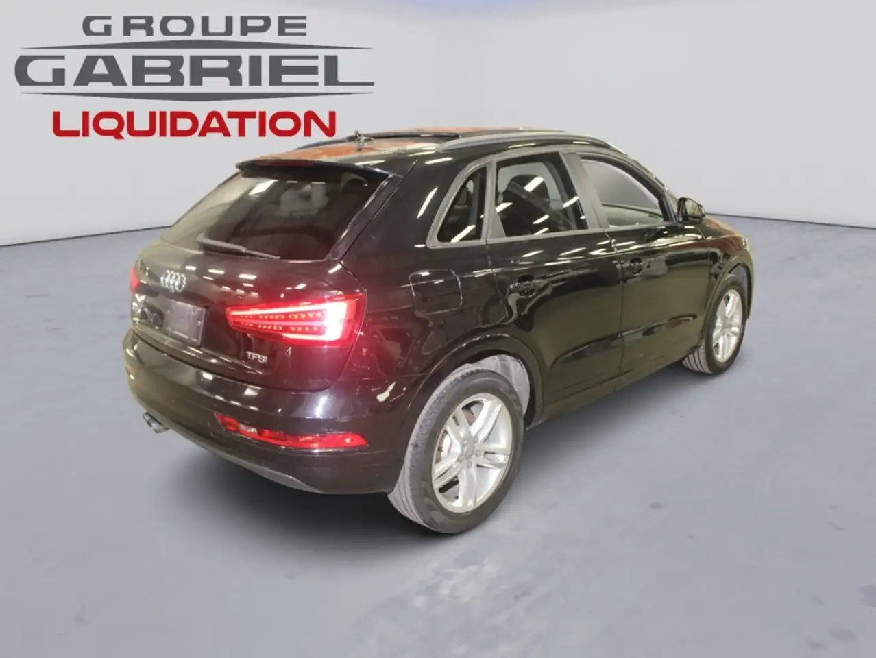Audi Q3 снимка Audi Q3
