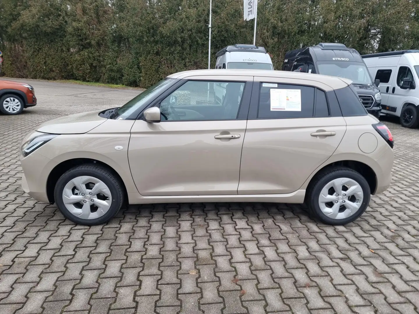 Suzuki Swift SWIFT 1.2 Dualjet Comfort Allgrip Hybrid 4x4 Beige - 2