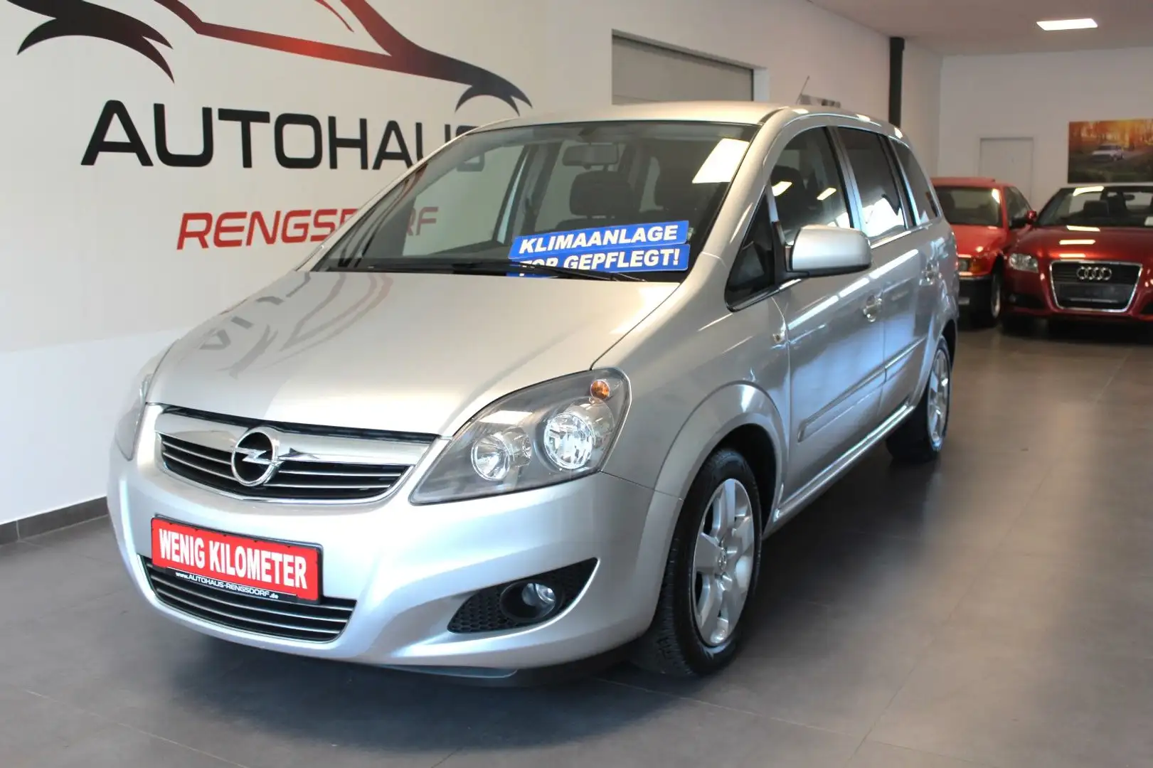 Opel Zafira B Design Edition 7-Sitzer Argent - 1