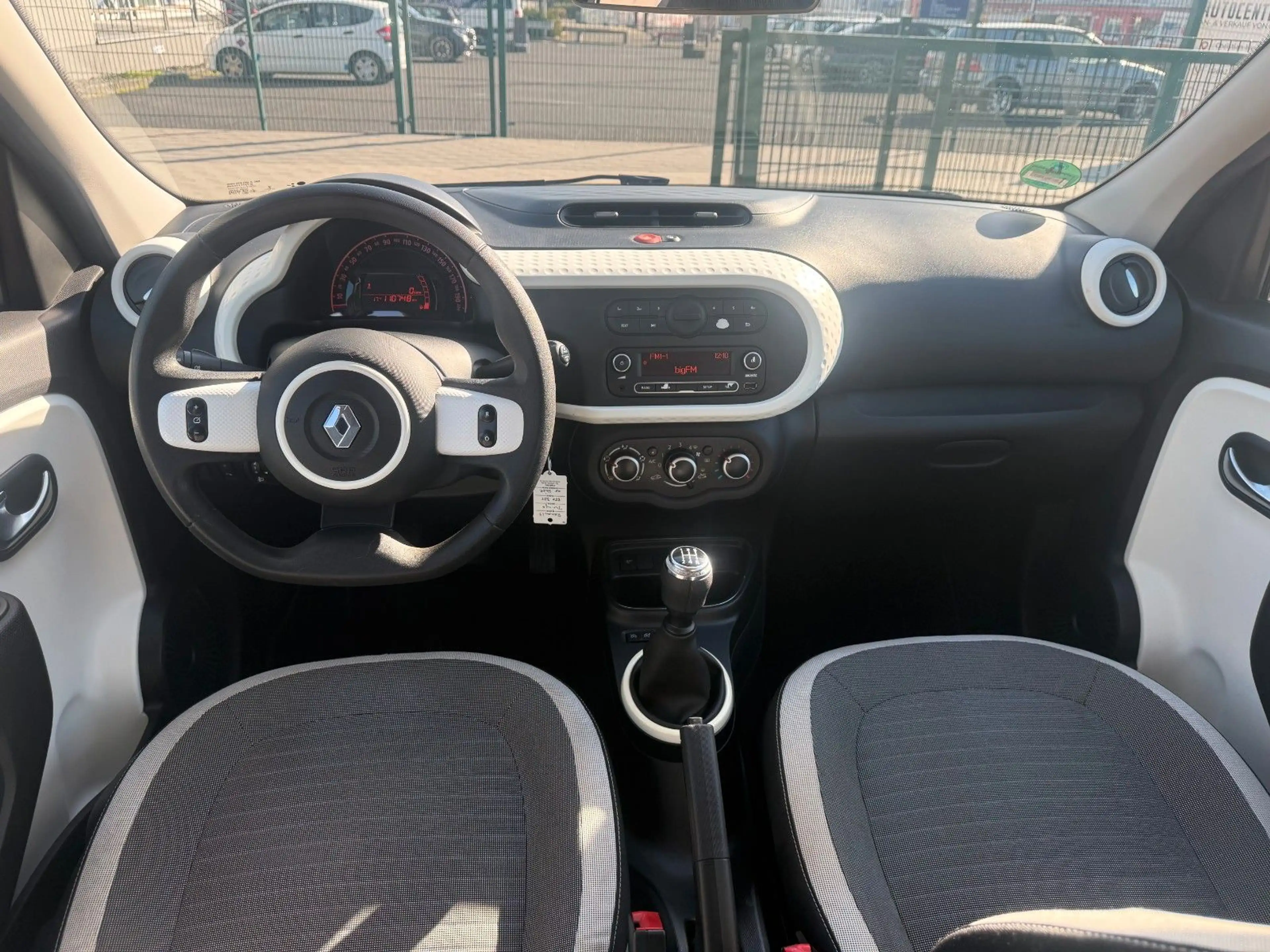 Renault Twingo Limited*GUTER ZUSTAND*KLIMA*PDC** — photo 11