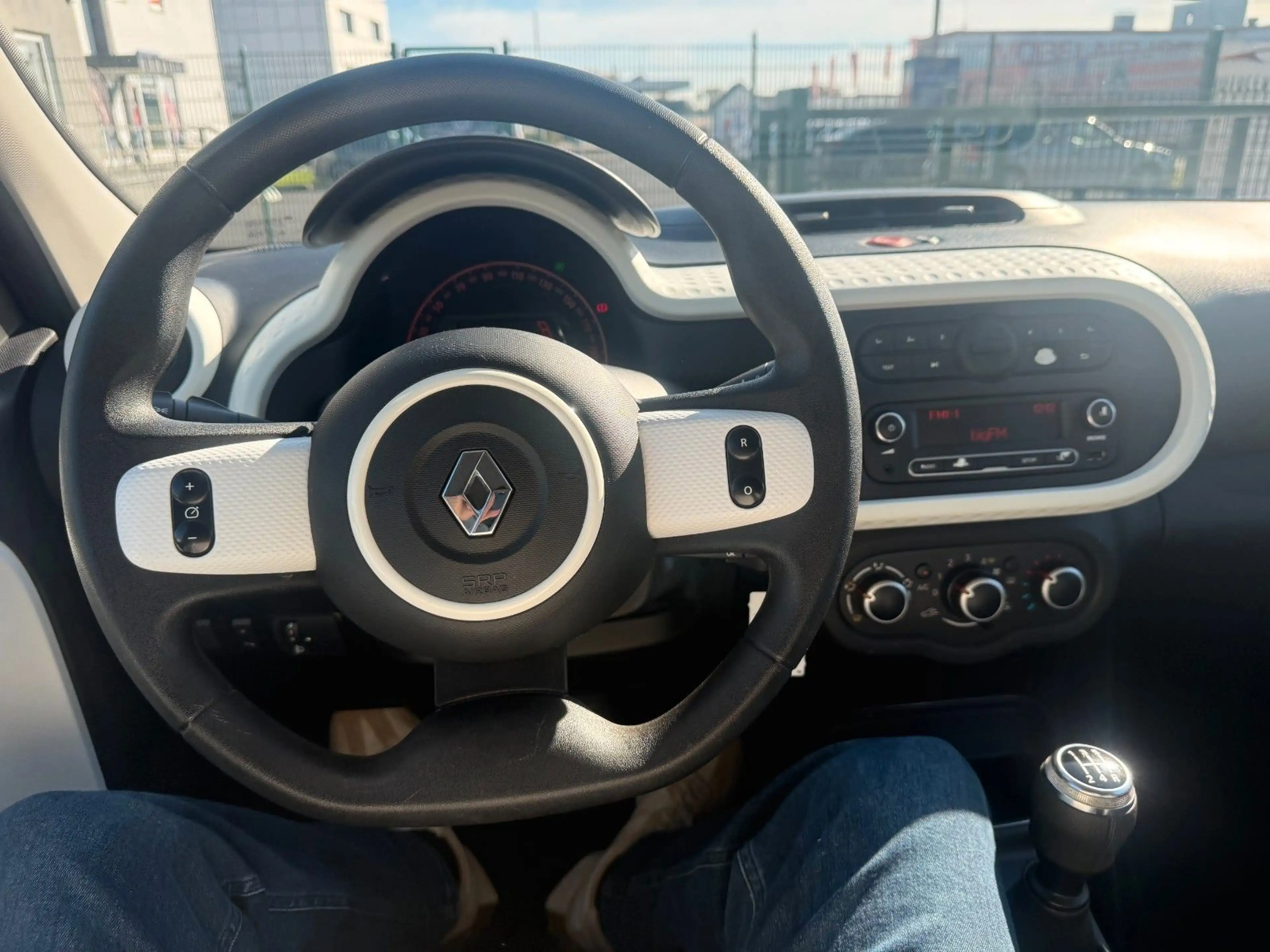Renault Twingo Limited*GUTER ZUSTAND*KLIMA*PDC** — photo 15