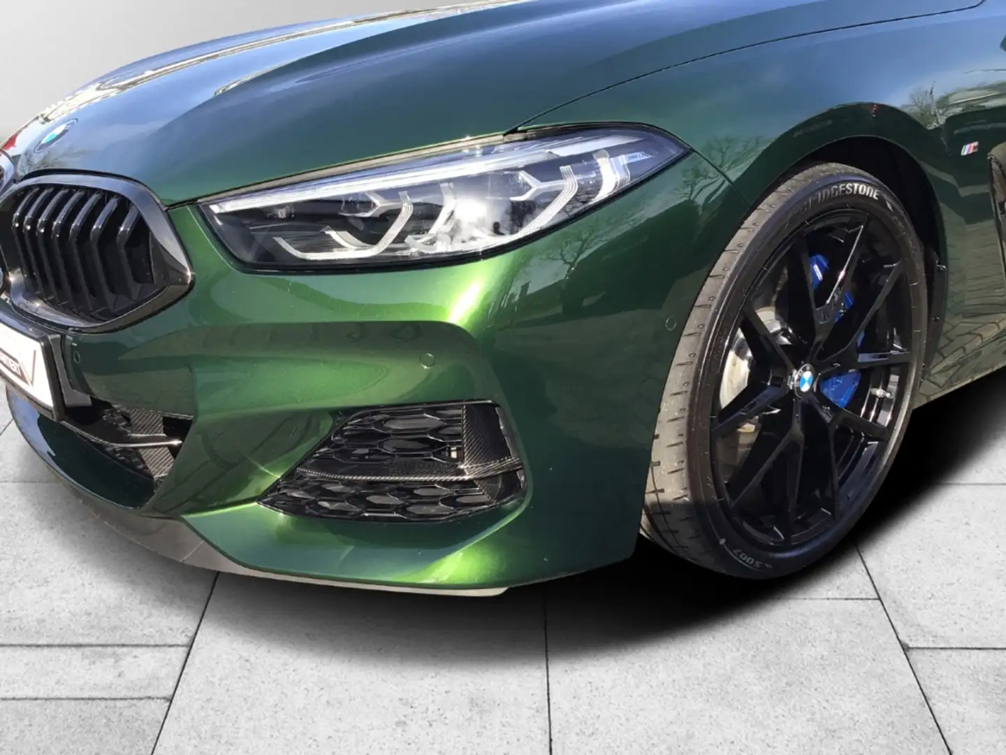 BMW M850 i xDrive Gran Coupe Individuallackierung und Carbo Grün - 2