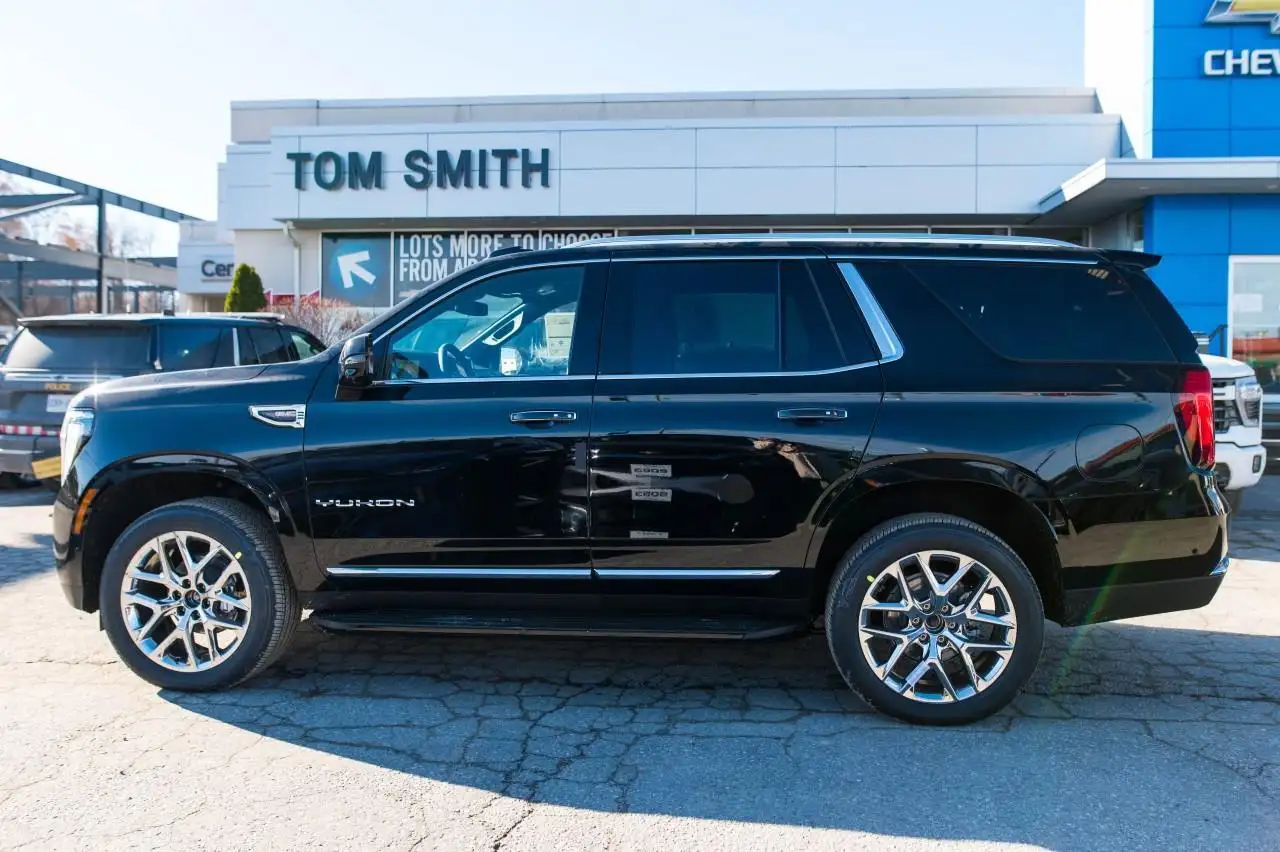 GMC Yukon снимка GMC Yukon