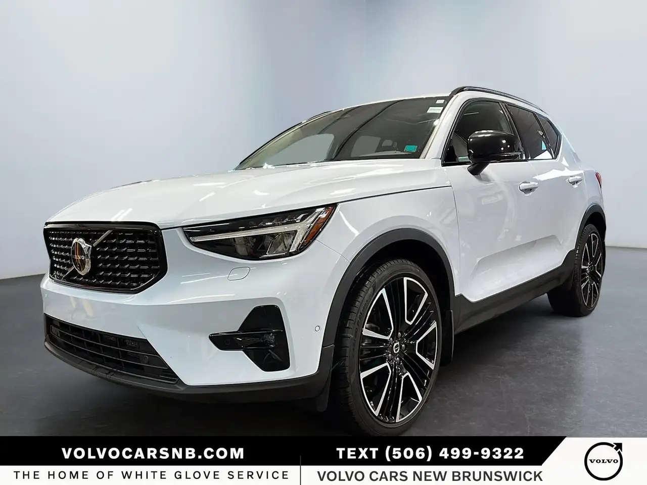 2025 Volvo XC40