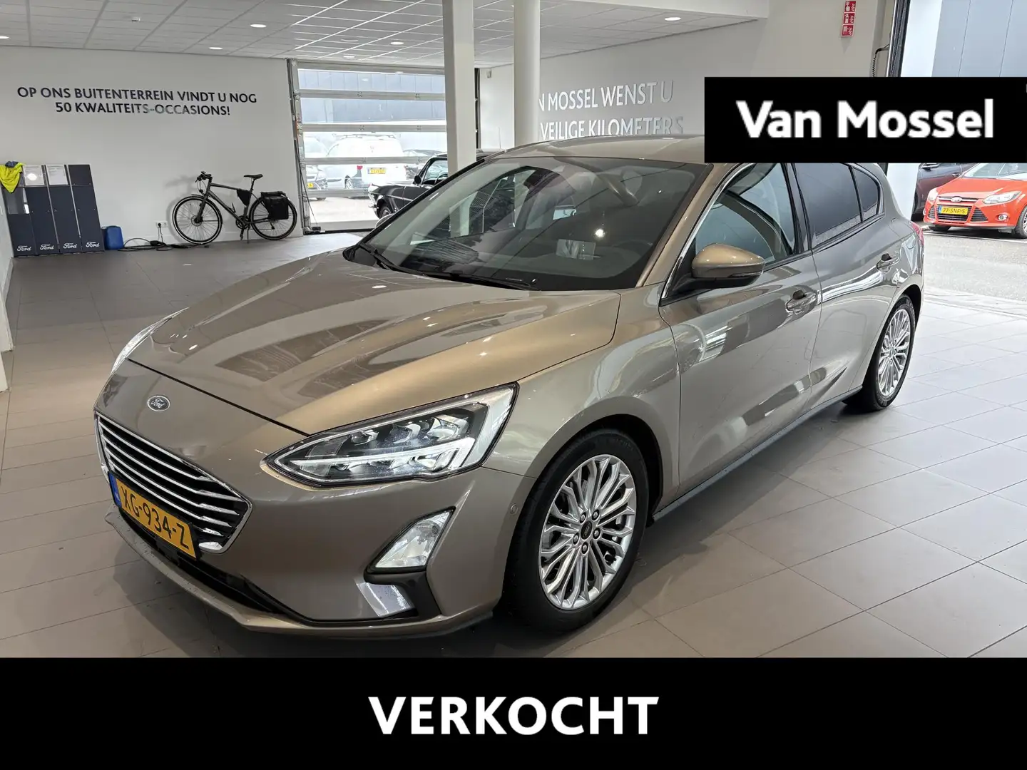 Ford Focus 1.0 EcoBoost Titanium Business Stoelverwarming | V Gris - 1