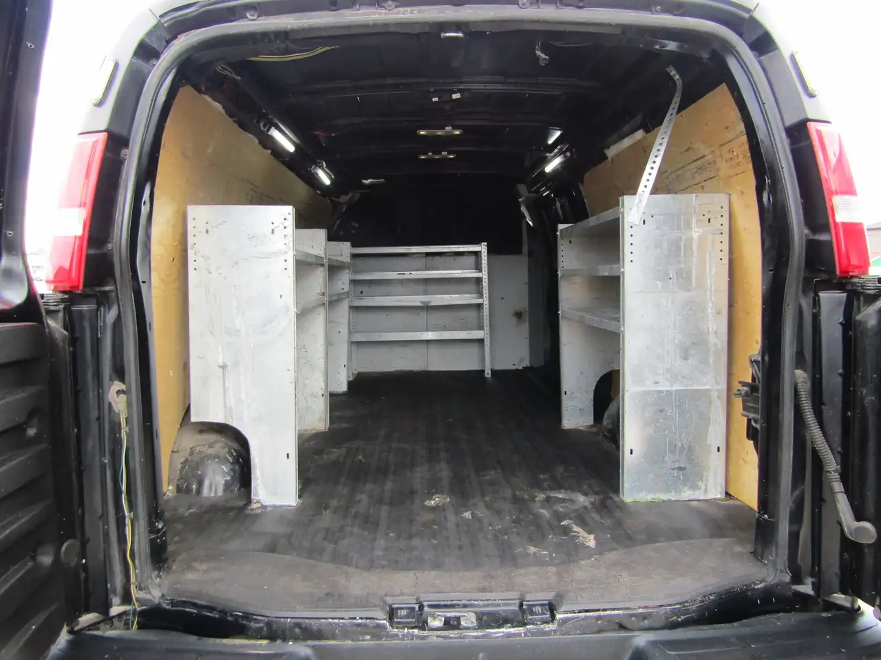 Chevrolet Express 2500 снимка Chevrolet Express 2500