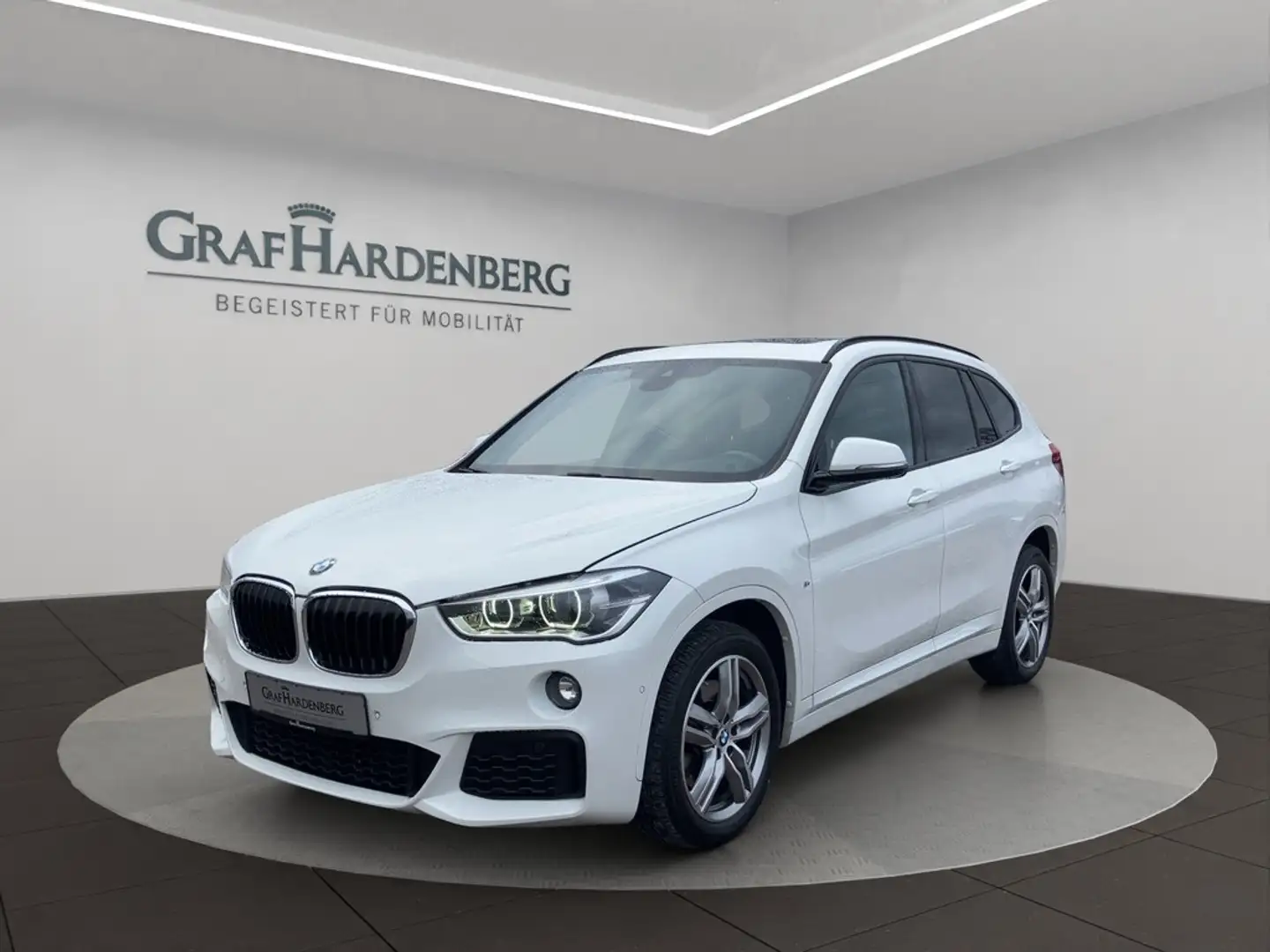 BMW X1 xDrive 20 d M Sport Blanc - 1