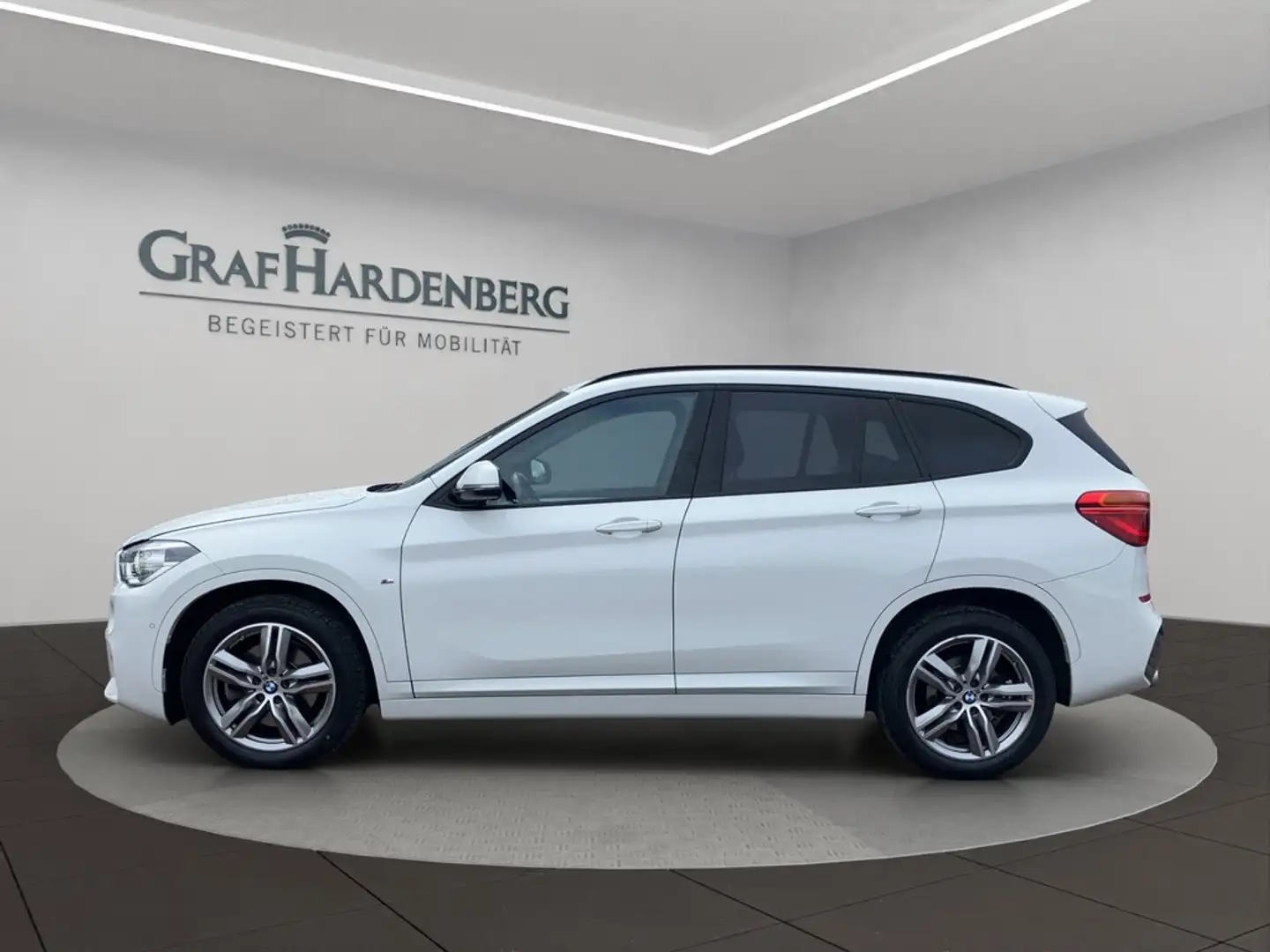 BMW X1 xDrive 20 d M Sport Blanc - 2