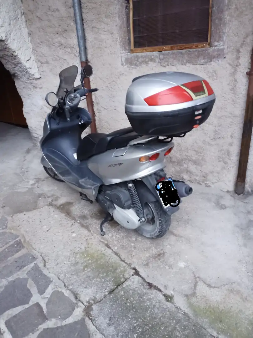 Yamaha Majesty 125 Silber - 1