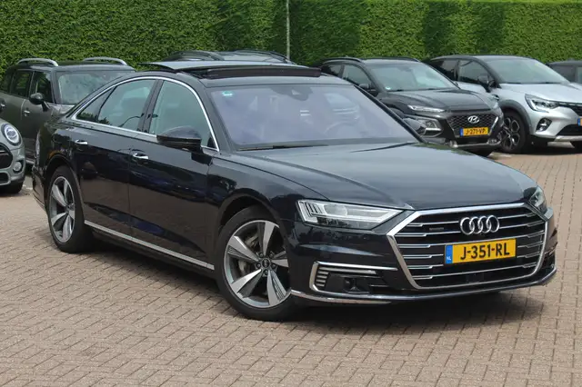Audi A8 60 TFSI e quattro Pro Line Plus 476pk NL Auto! / P