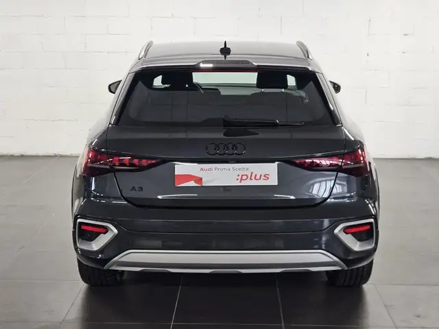 Audi A3 view 5