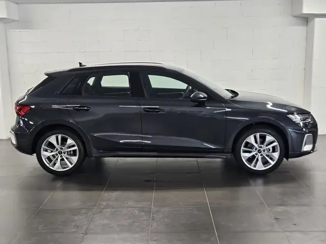 Audi A3 view 3