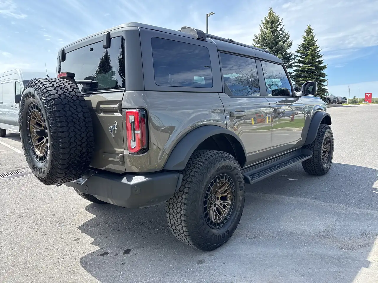 Ford Bronco снимка Ford Bronco