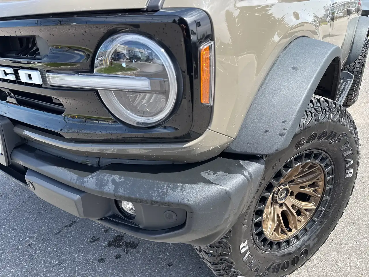 Ford Bronco снимка Ford Bronco