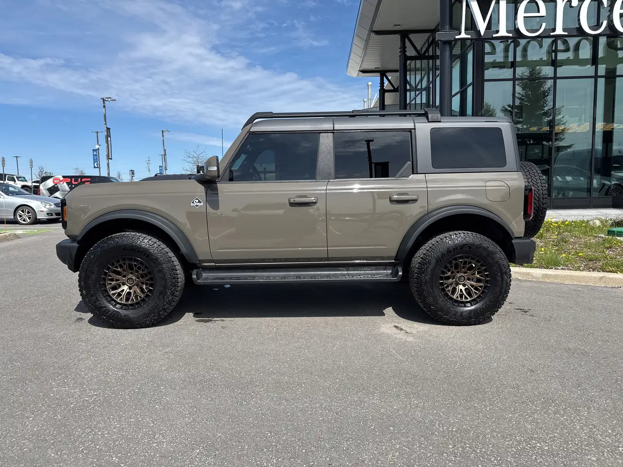 Ford Bronco снимка Ford Bronco