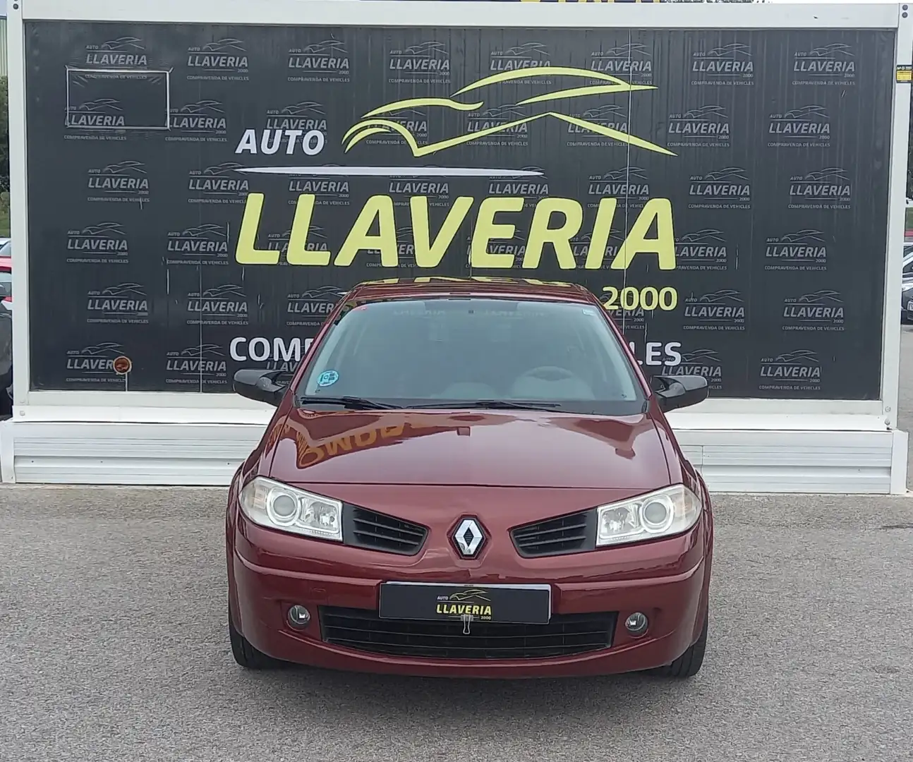 Renault Megane Authentique 1.4 16v Burdeos - 2
