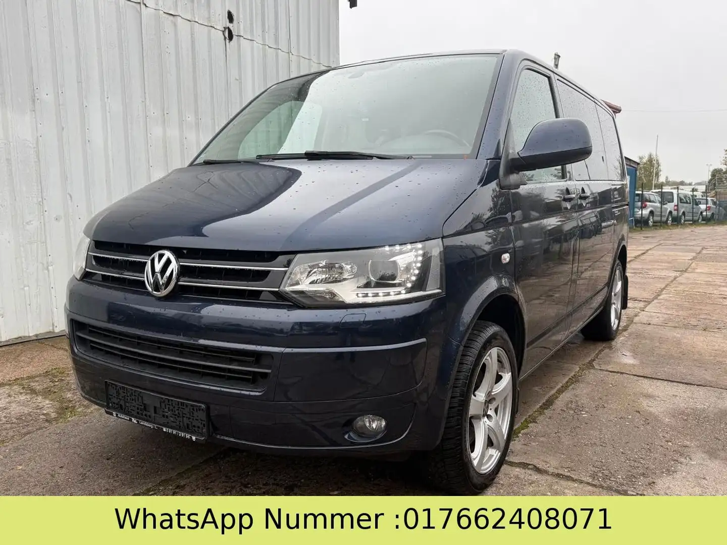 Volkswagen T5 Transporter Bus Caravelle Comfortline 4Motion Blau - 2